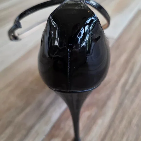 Christian Louboutin Soustelissimo 100 Black Patent Leather T-Strap Eur.39.5 - Picture 8 of 14